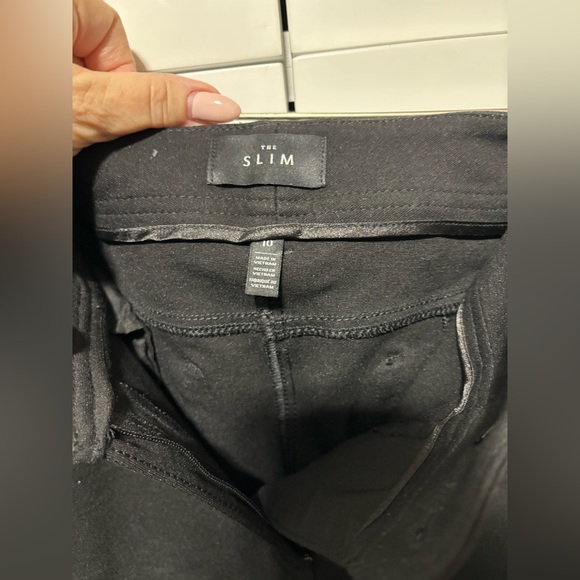 White House Black Market’The Slim’ Ponte pants NWOT’s size 10. - Picture 5 of 8